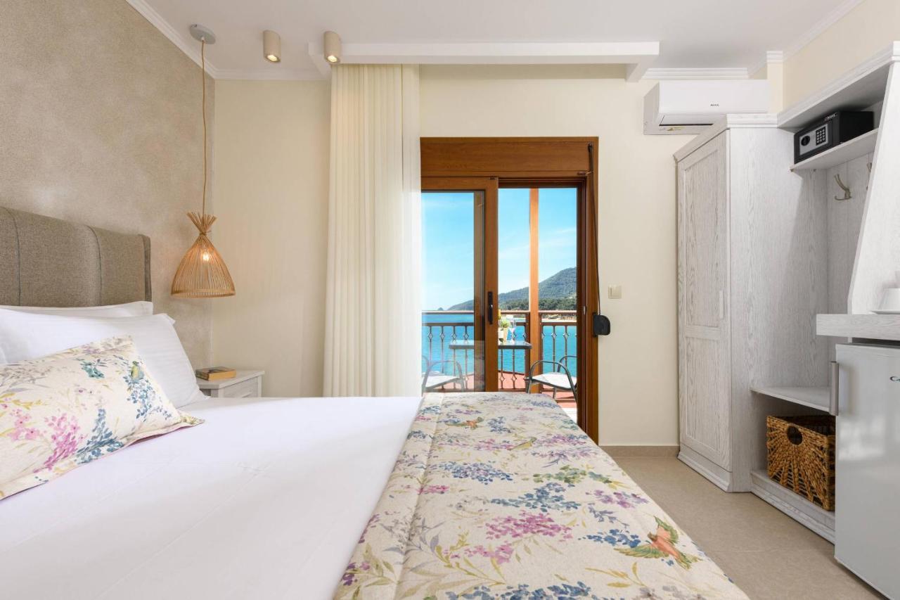 Faros View Bed and Breakfast Koinira Buitenkant foto