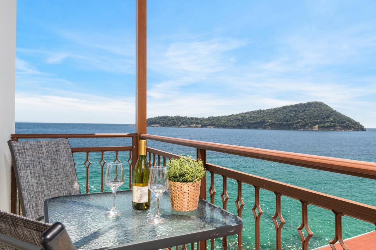 Faros View Bed and Breakfast Koinira Buitenkant foto